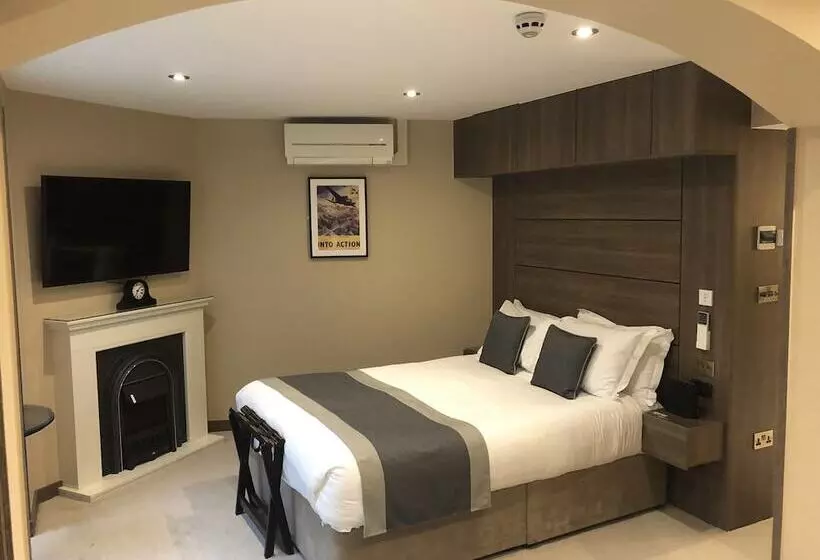 בית מלון כפרי St Paul S