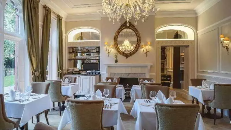 בית מלון כפרי St Paul S