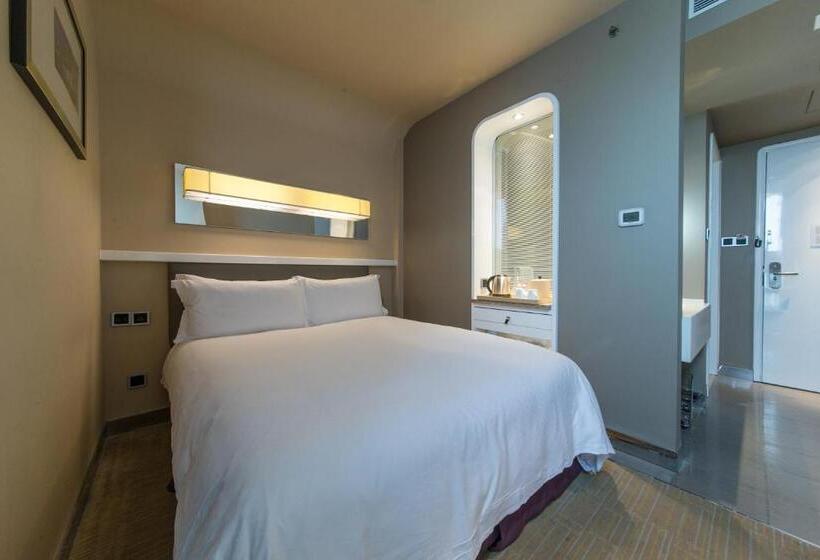 Shanghai Hongqiao Airport Hotel   Air China