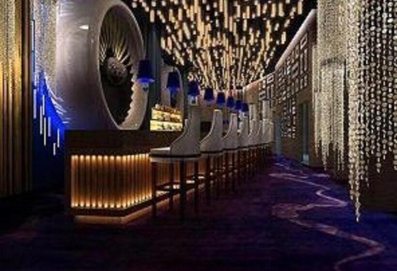 Shanghai Hongqiao Airport Hotel   Air China