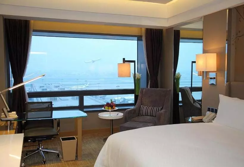 Shanghai Hongqiao Airport Hotel   Air China