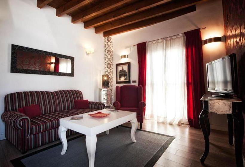 Singular Siete Revueltas