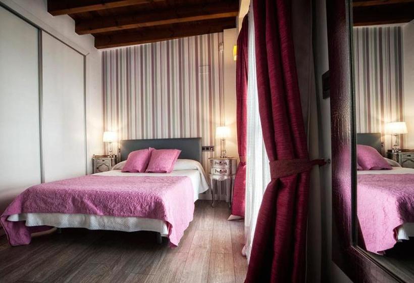 Singular Siete Revueltas