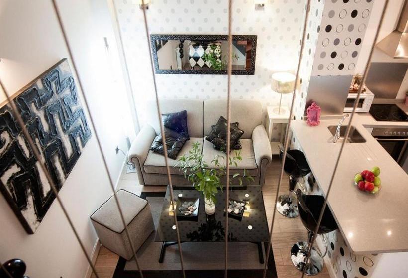 Singular Siete Revueltas