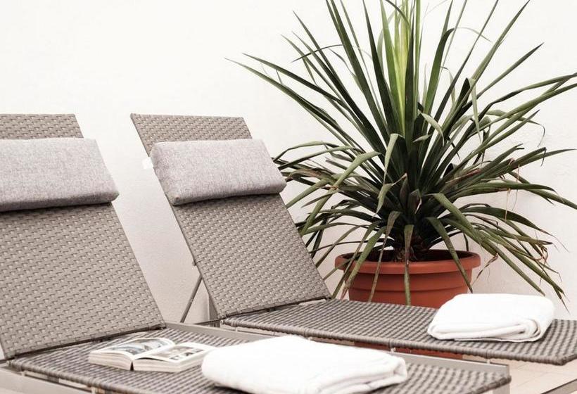 Singular Siete Revueltas