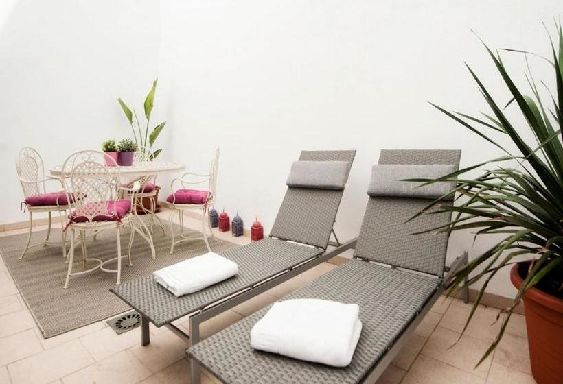 Singular Siete Revueltas