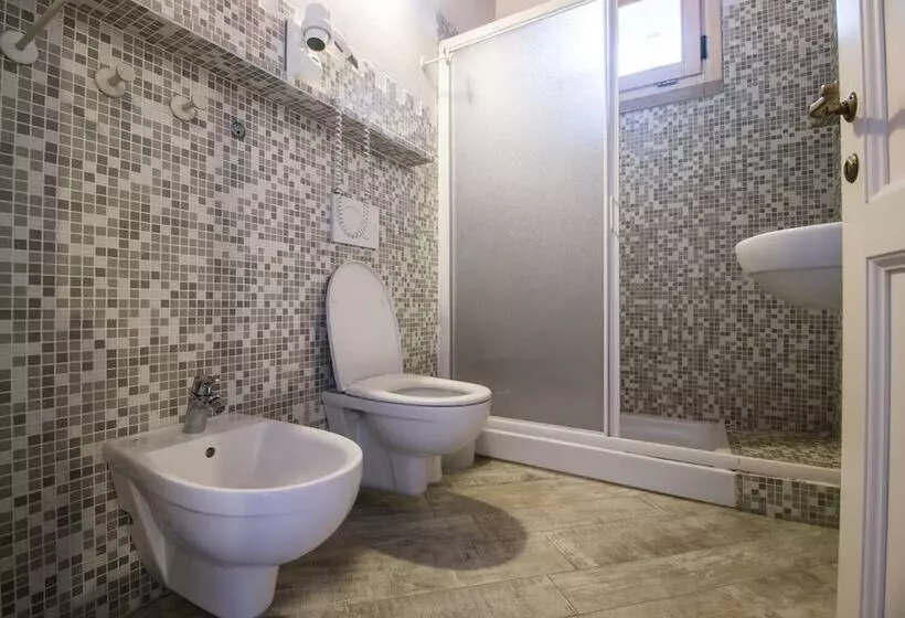 Fattoria Palazzeta   Pet & Family Friendly