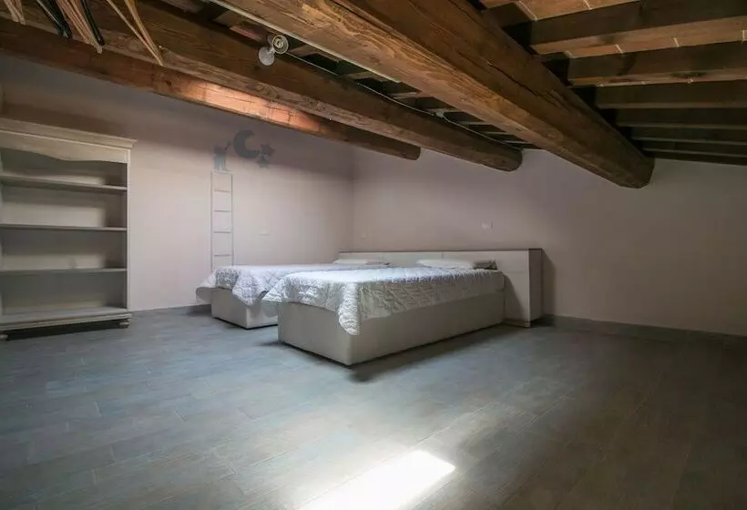 Fattoria Palazzeta   Pet & Family Friendly