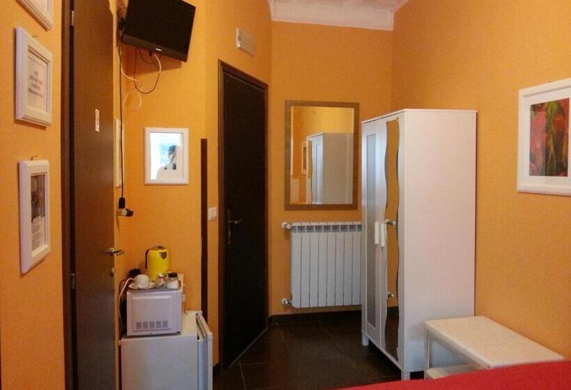 酒店 Affittacamere Andronaco