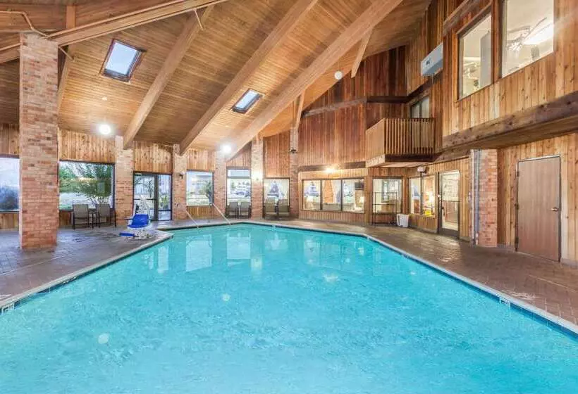 호텔 Baymont By Wyndham Jackson