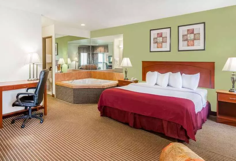 호텔 Baymont By Wyndham Jackson