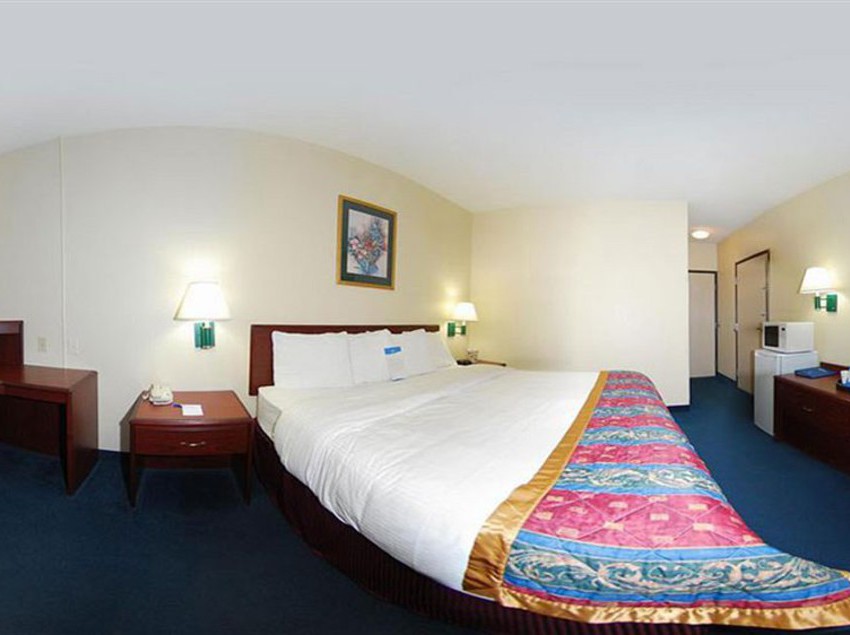 בית מלון כפרי Fairfield Inn & Suites By Marriott Cedar Rapids North