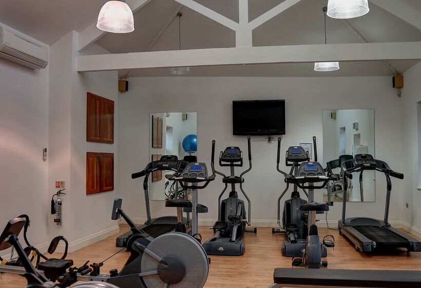 בית מלון כפרי Best Western Plus Aston Hall