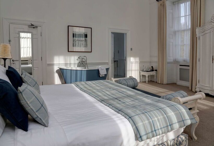 בית מלון כפרי Best Western Plus Aston Hall