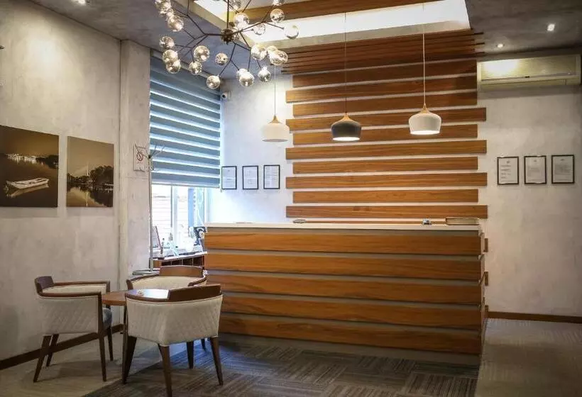 هتل City Code Vizura Garni Renew