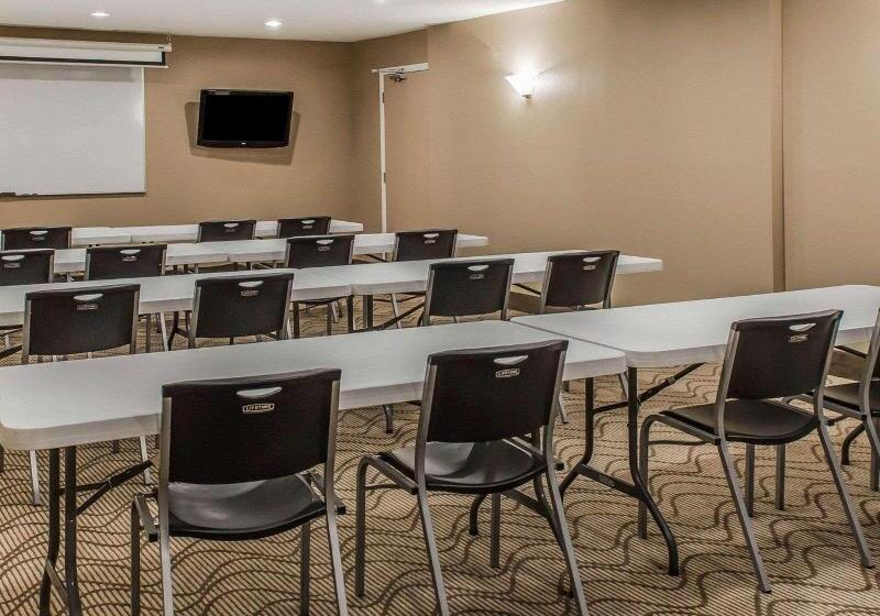 ホテル Comfort Inn