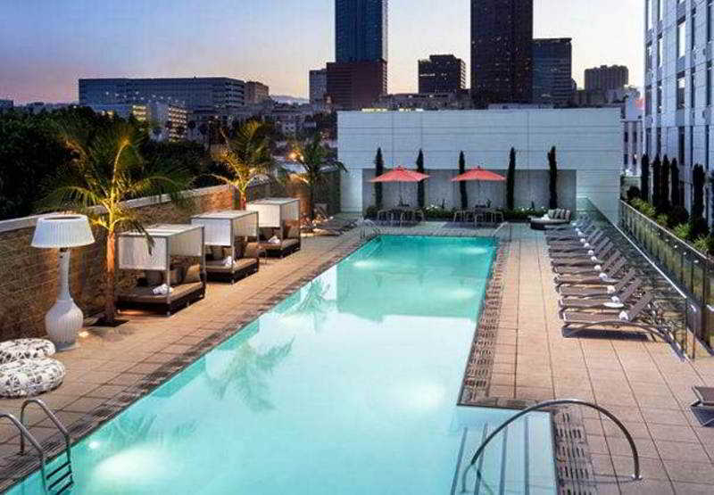 בית מלון כפרי Courtyard By Marriott Los Angeles L.a. Live