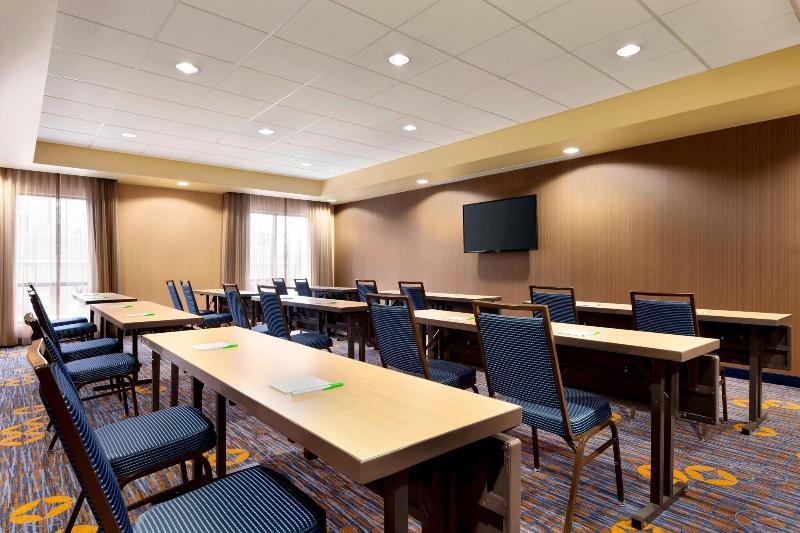 فندق Courtyard By Marriott Stafford Quantico