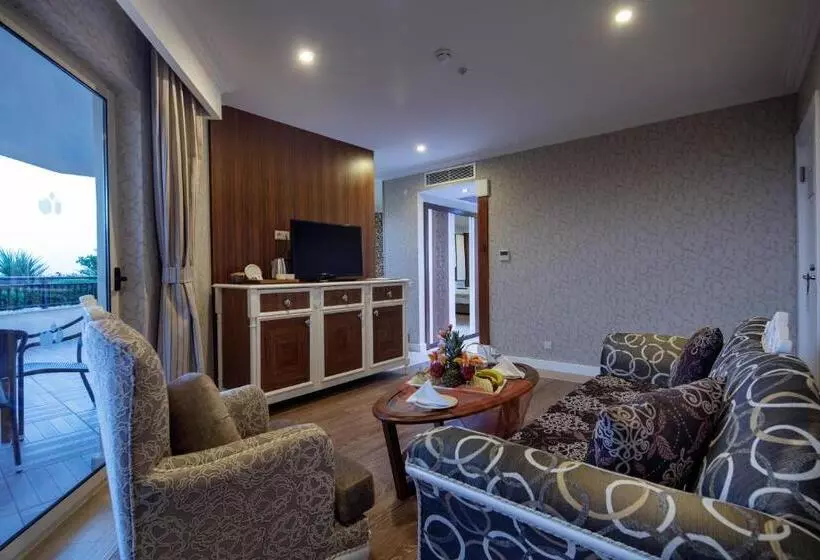 Crystal Sunset Luxury Resort & Spa - Ultimate All Inclusive