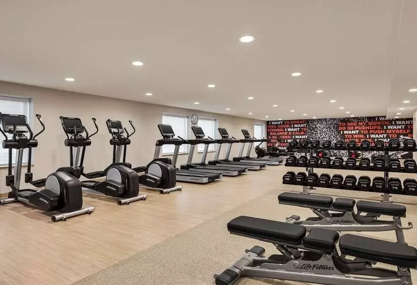 ホテル Doubletree By Hilton Columbus Dublin