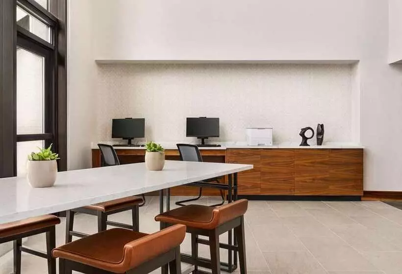 ホテル Doubletree By Hilton Columbus Dublin