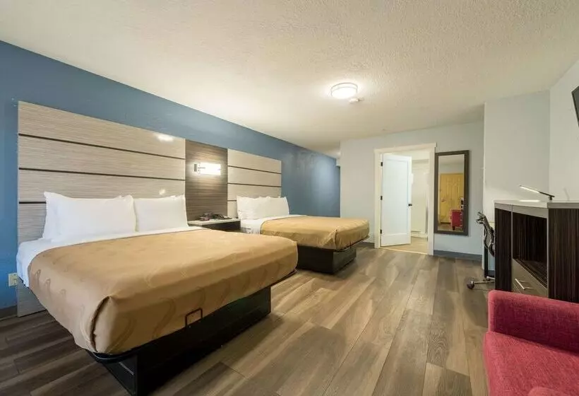 בית מלון כפרי Quality Inn & Suites Manitou Springs At Pikes Peak