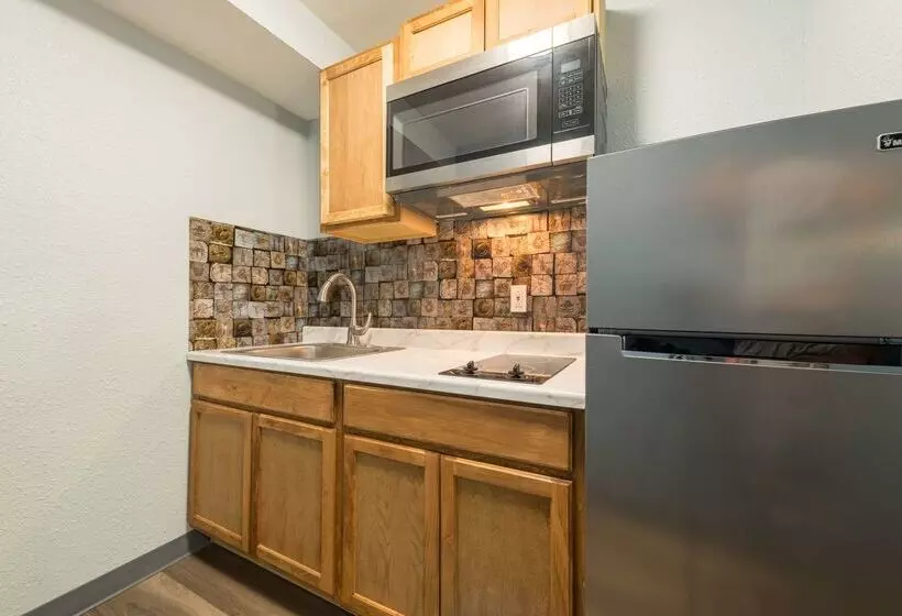 בית מלון כפרי Quality Inn & Suites Manitou Springs At Pikes Peak