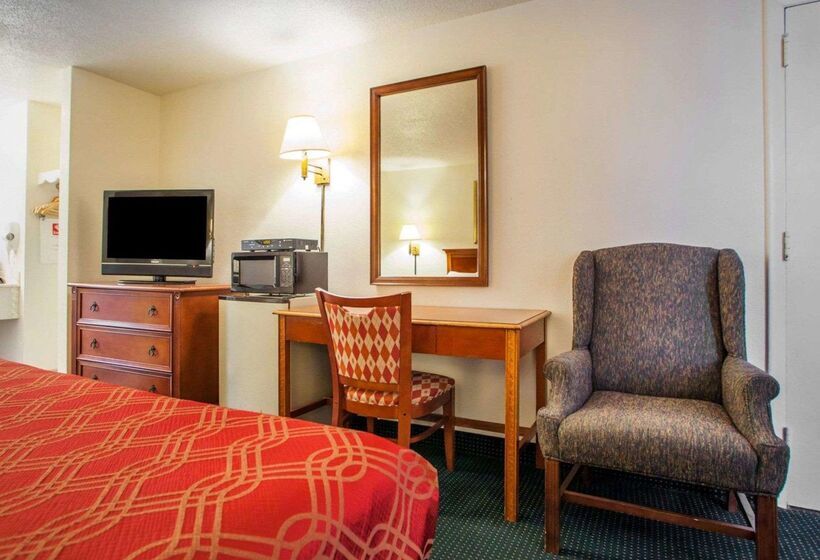 בית מלון כפרי Econo Lodge