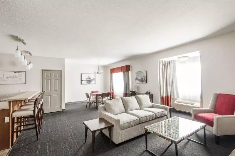 Отель Edgewater