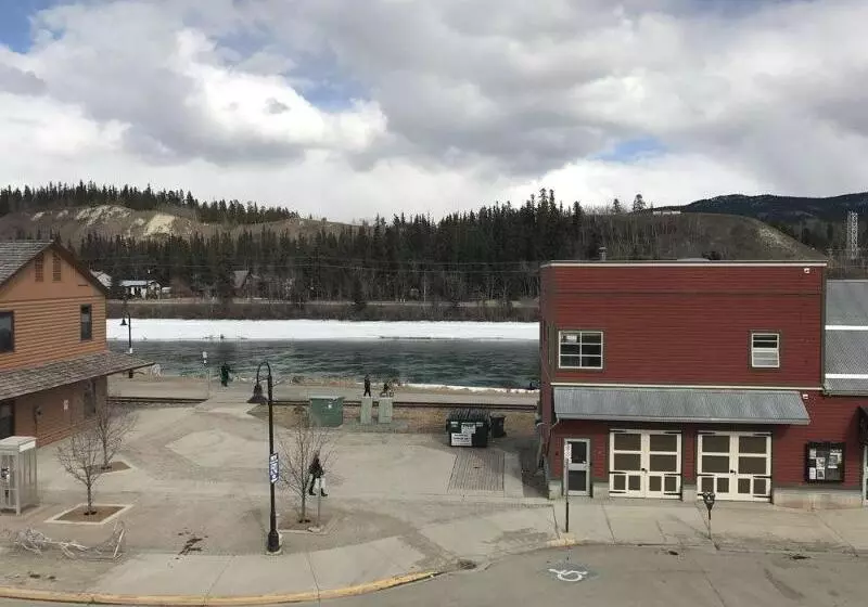 Отель Edgewater