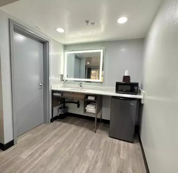 Szálloda Express Inn & Suites Ontario Airport