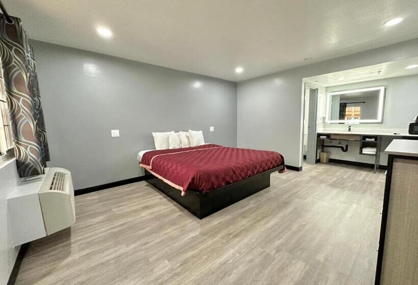 ホテル Express Inn & Suites Ontario Airport