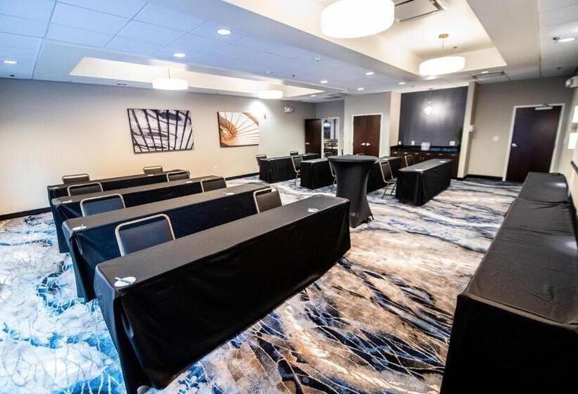 בית מלון כפרי Fairfield By Marriott Inn & Suites Washington Casino Area