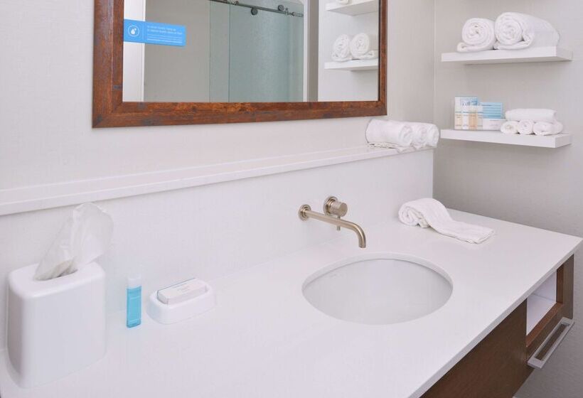 فندق Hampton Inn & Suites Cincinnatimason