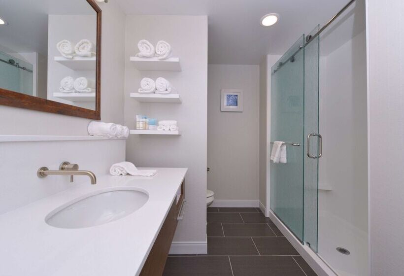 فندق Hampton Inn & Suites Cincinnatimason