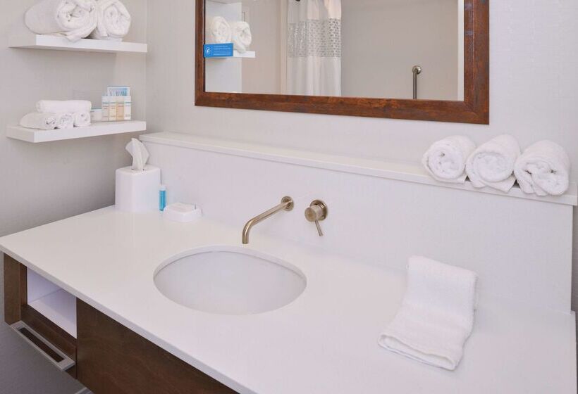 فندق Hampton Inn & Suites Cincinnatimason