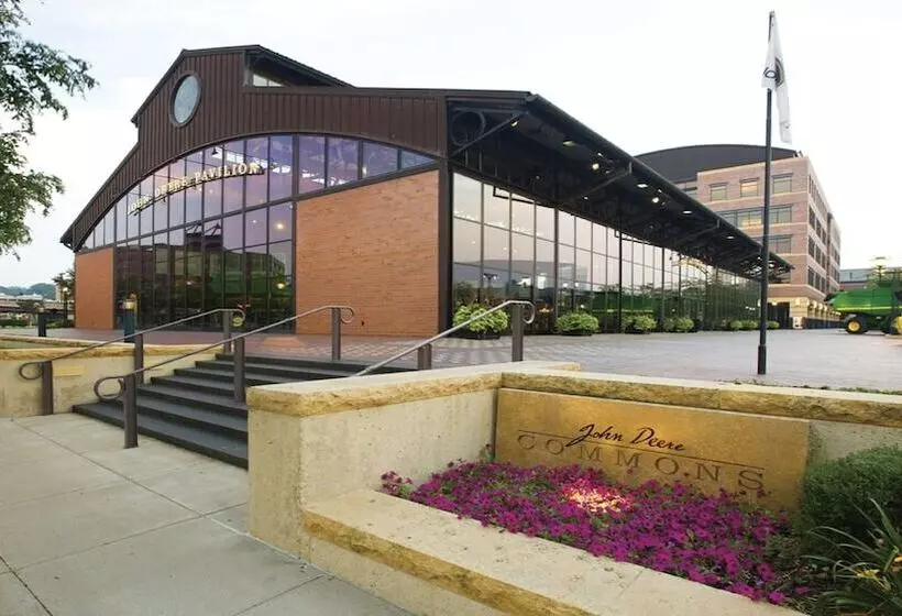 Hotelli Holiday Inn Express Moline Quad Cities Area, An Ihg