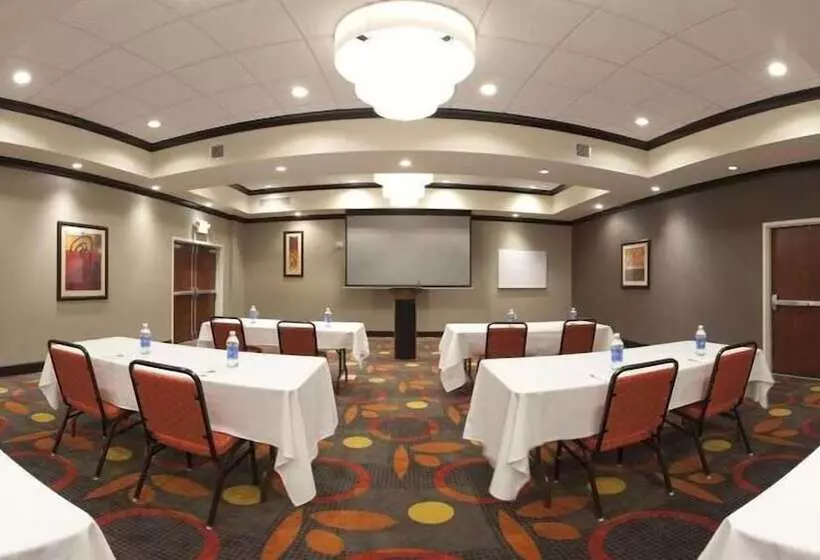 ホテル Holiday Inn Columbus Hilliard, An Ihg