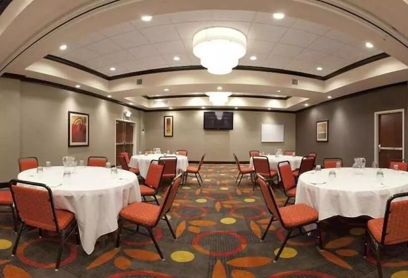 ホテル Holiday Inn Columbus Hilliard, An Ihg