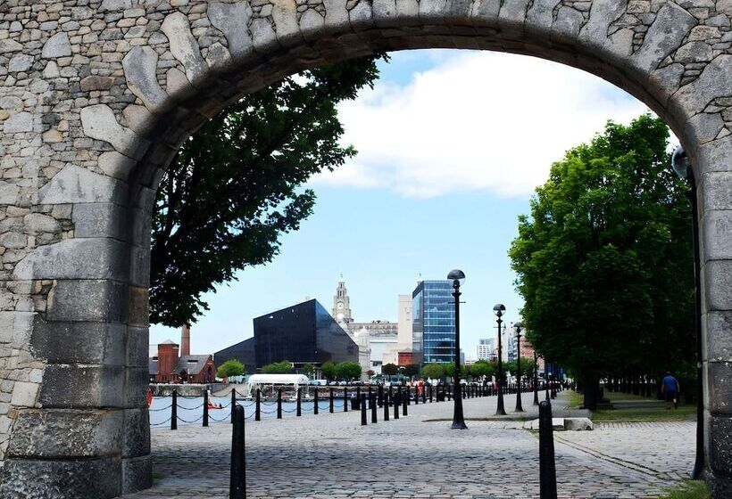 ホテル Ibis Styles Liverpool Centre Dale Street   Cavern Quarter