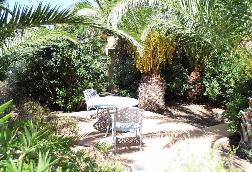 Le Nereidi Hotel & Residence Con Piscina Tennis Fitness Parcheggio Coperto Sala Conferenze