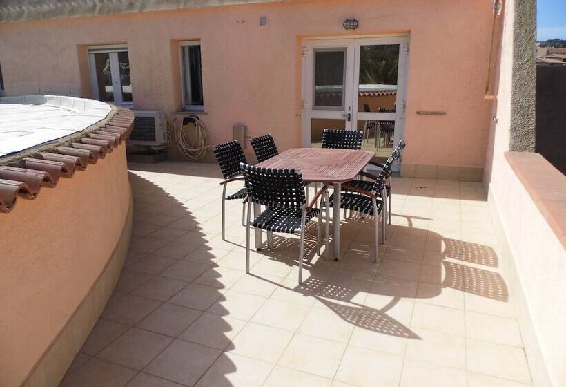 Le Nereidi Hotel & Residence Con Piscina Tennis Fitness Parcheggio Coperto Sala Conferenze