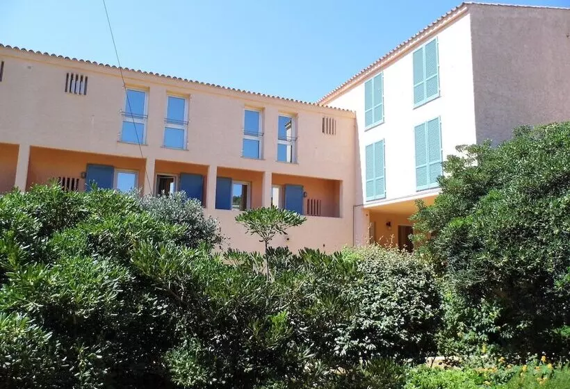 Le Nereidi Hotel & Residence Con Piscina Tennis Fitness Parcheggio Coperto Sala Conferenze