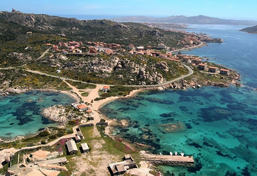 Le Nereidi Hotel & Residence Con Piscina Tennis Fitness Parcheggio Coperto Sala Conferenze