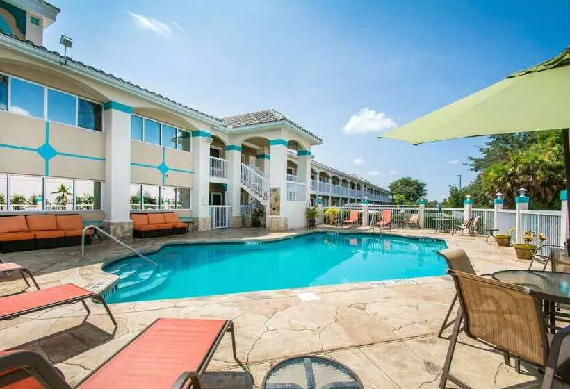 ホテル Quality Inn Maingate West