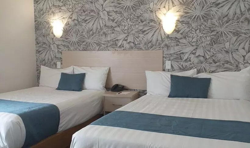 Szálloda Ramada By Wyndham Hamilton City Center