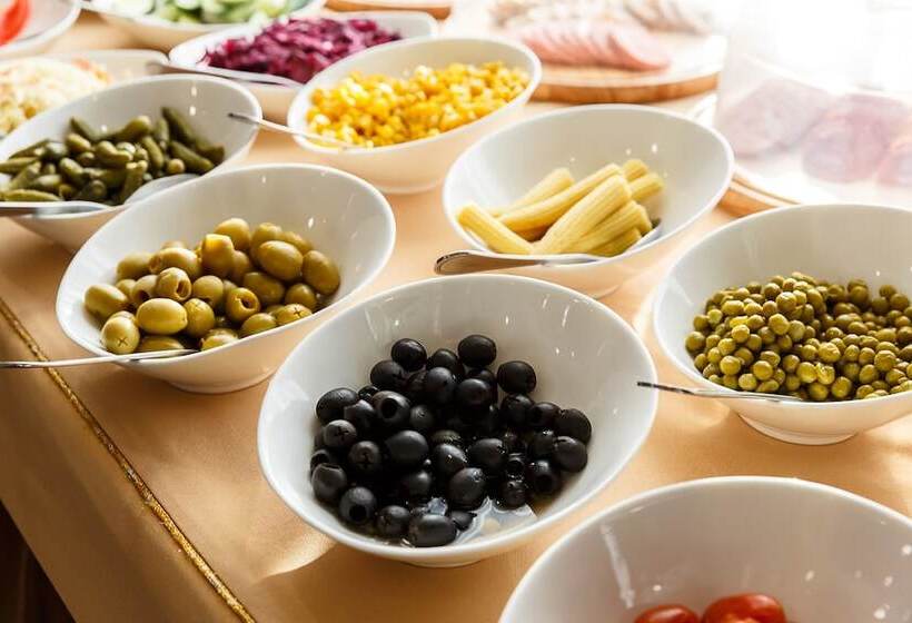 هتل Renion Residence