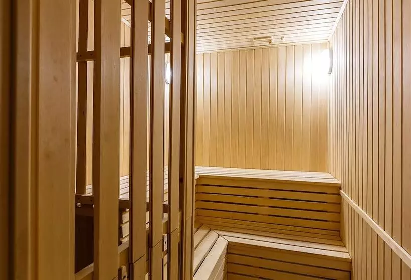 هتل Renion Residence