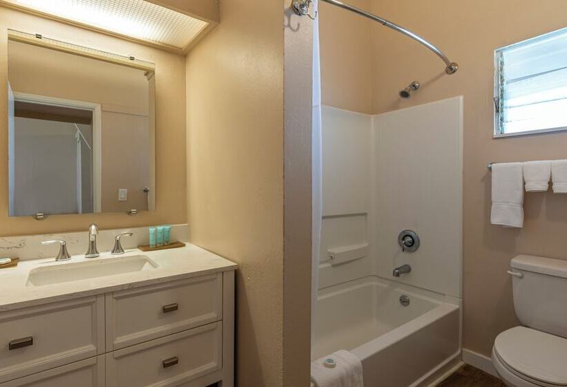 Hotel The Iso By Castle