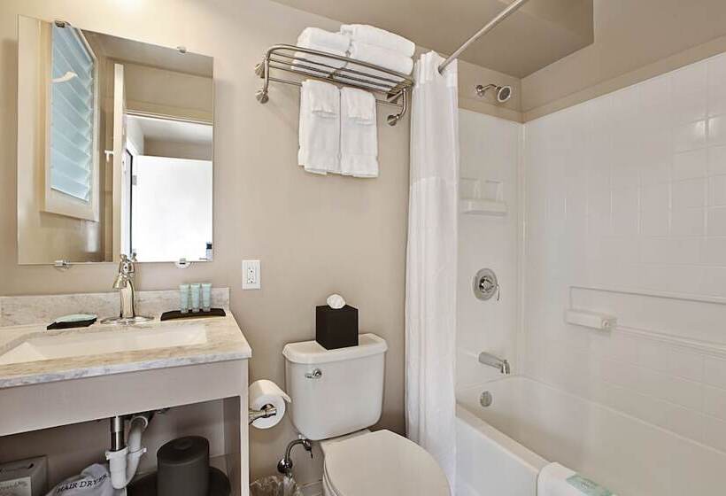 Hotel The Iso By Castle